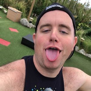 Meet your Posher, Guy